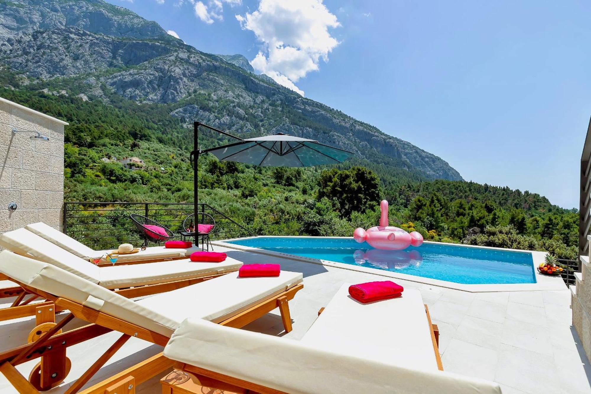 Vivace Mit Pool Und Traumhaften Meerblick * Makarska